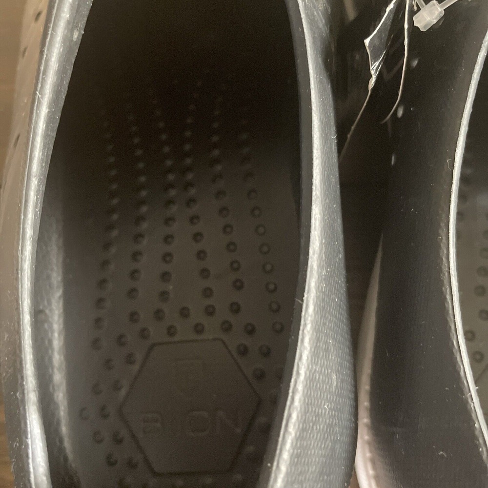 Biion Womens Size 7 Golf Shoes Black New With tags Rubber Softspike - Picture 7 of 10